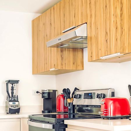 Entire Beautiful Condo With Rooftop Pool And Gym San Salvador Eksteriør billede