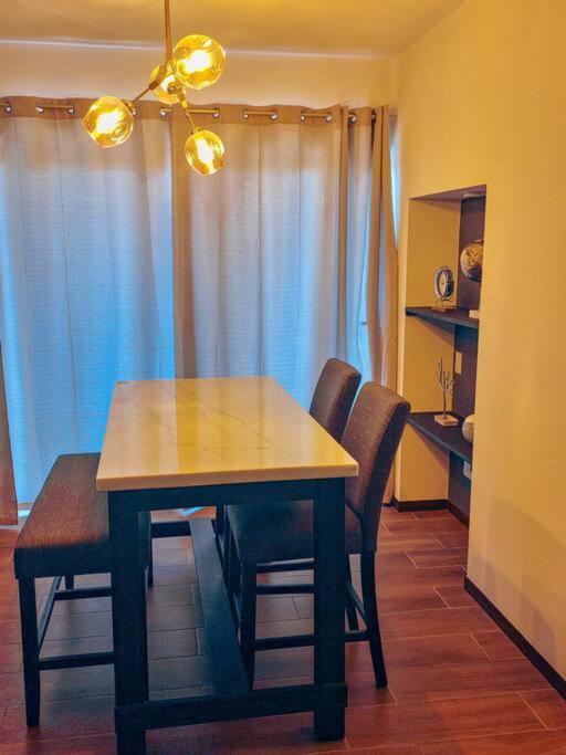 Entire Beautiful Condo With Rooftop Pool And Gym San Salvador Eksteriør billede